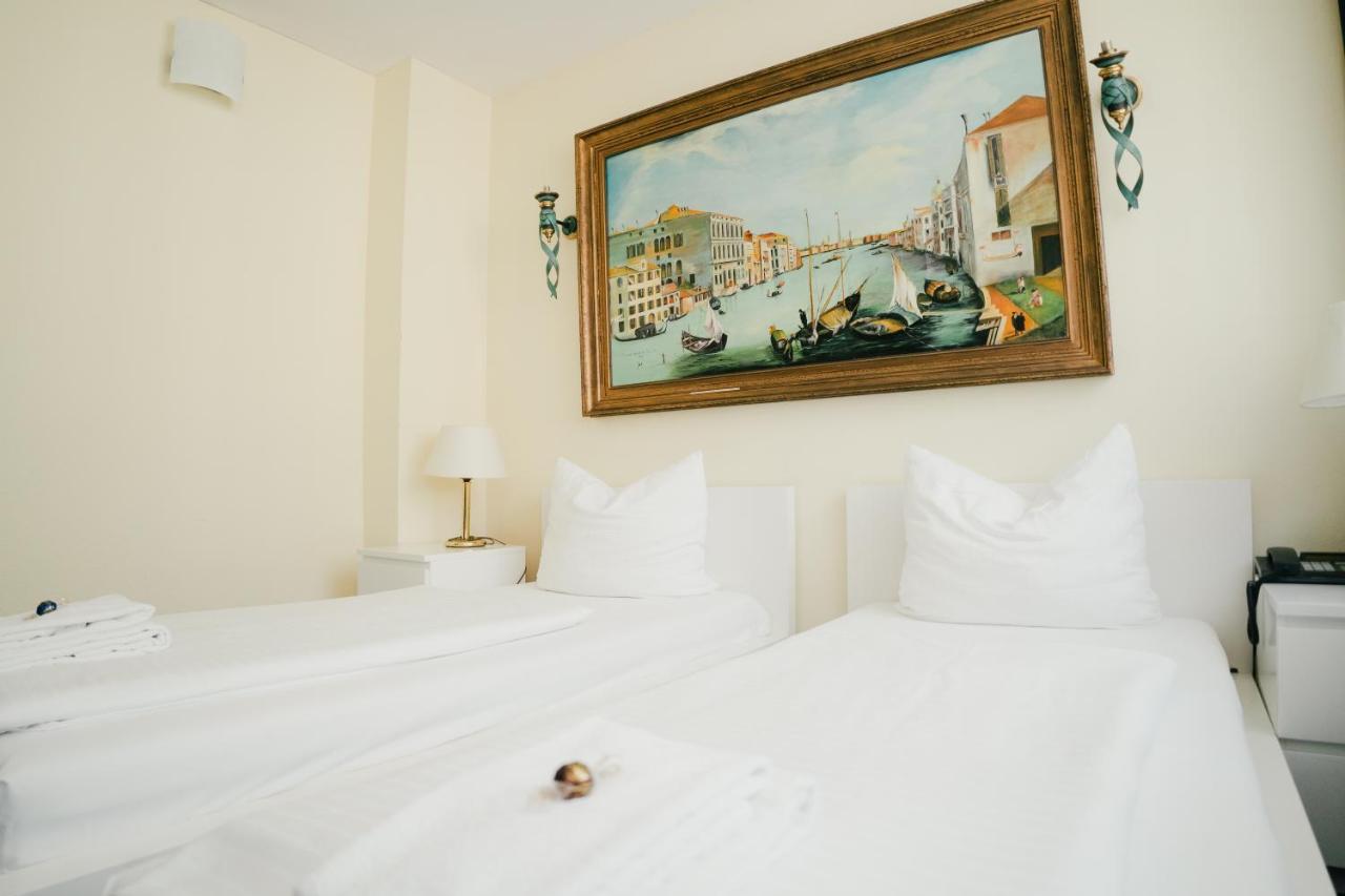 Altstadt Hotel St. Georg Dusseldorf Ngoại thất bức ảnh