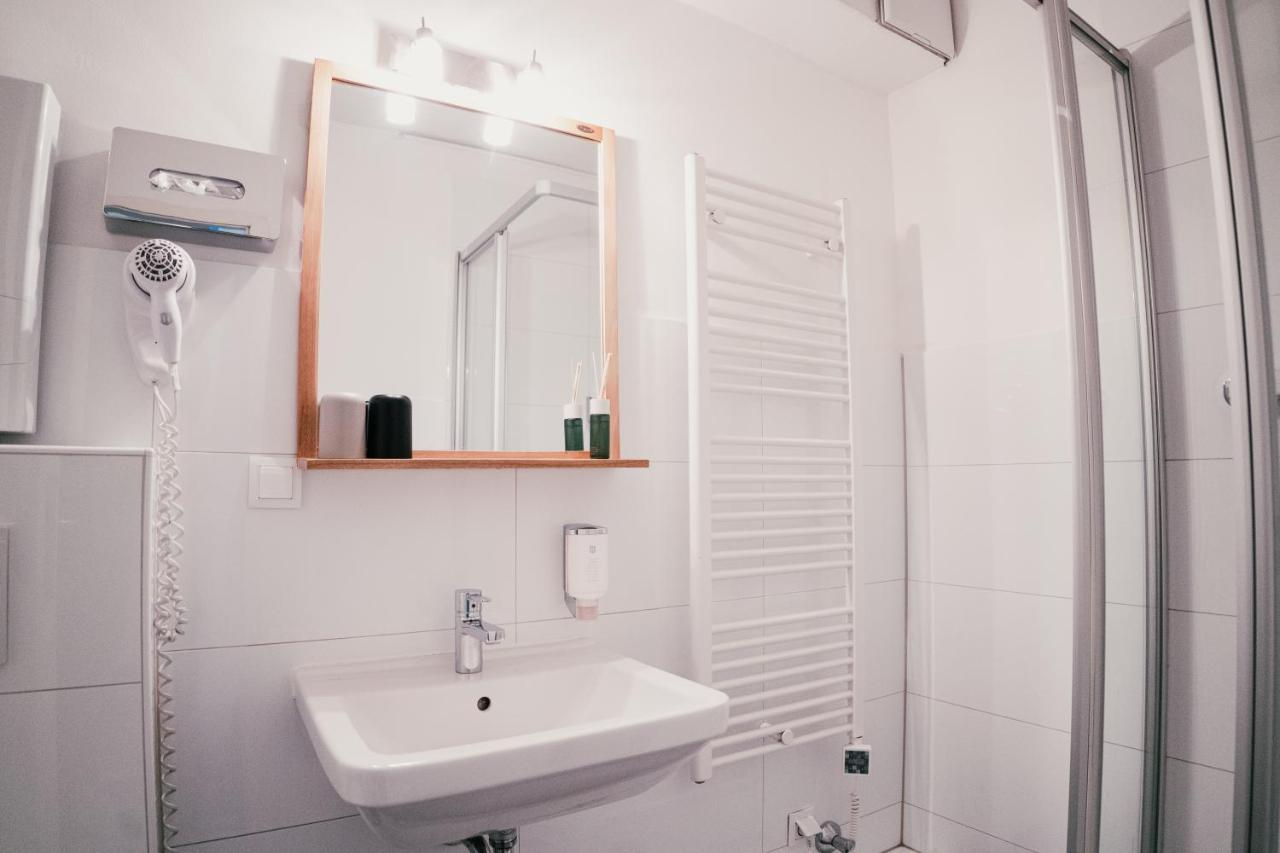 Altstadt Hotel St. Georg Dusseldorf Ngoại thất bức ảnh