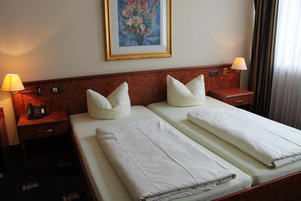 Altstadt Hotel St. Georg Dusseldorf Ngoại thất bức ảnh